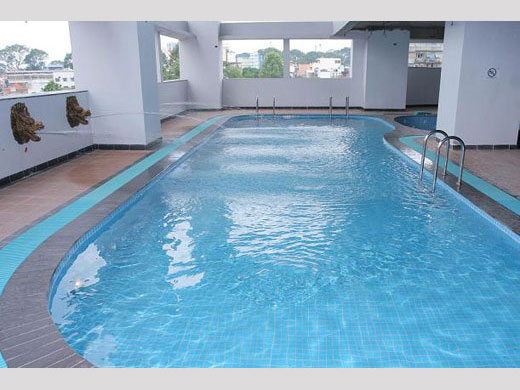 InternationalPlaza-swimming pool